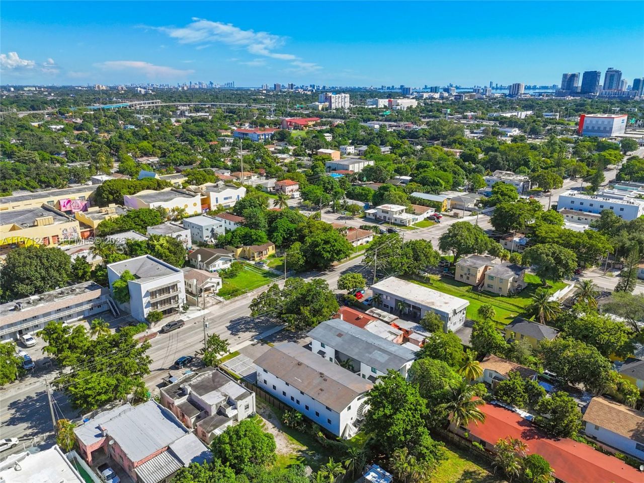 1054 NW 29th St, Miami, FL 33127 Photo