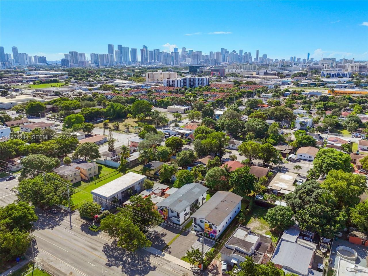 1054 NW 29th St, Miami, FL 33127 Photo
