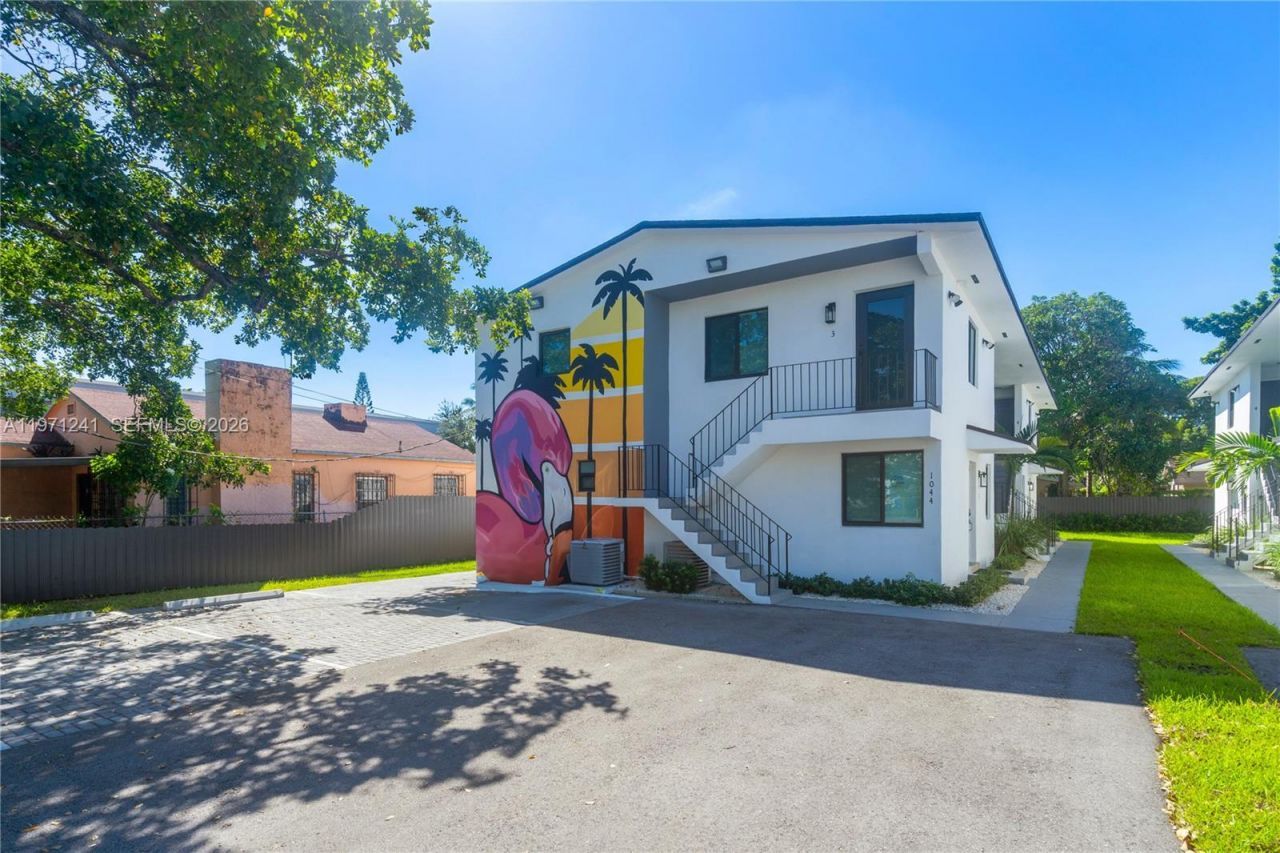 1054 NW 29th St, Miami, FL 33127 Photo