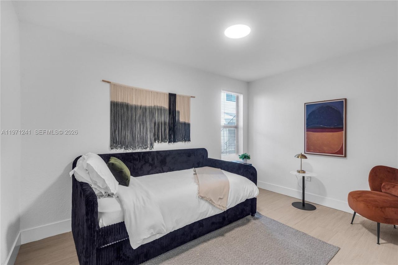 1054 NW 29th St, Miami, FL 33127 Photo