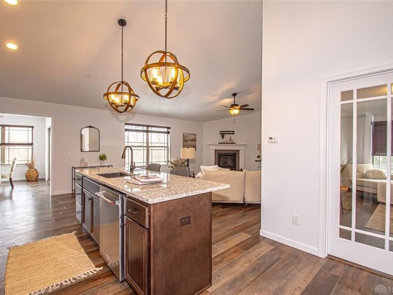 1242 Redbud Circle, Germantown, OH 45327 Photo 6