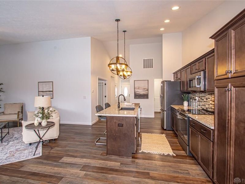 1242 Redbud Circle, Germantown, OH 45327 Photo 9