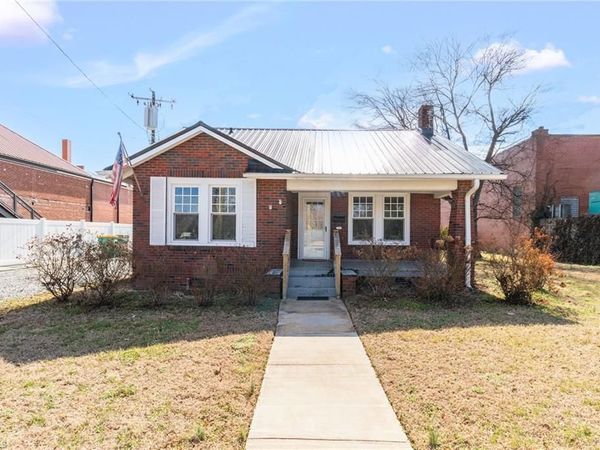 205 W Hunter Street , Madison, NC 27025