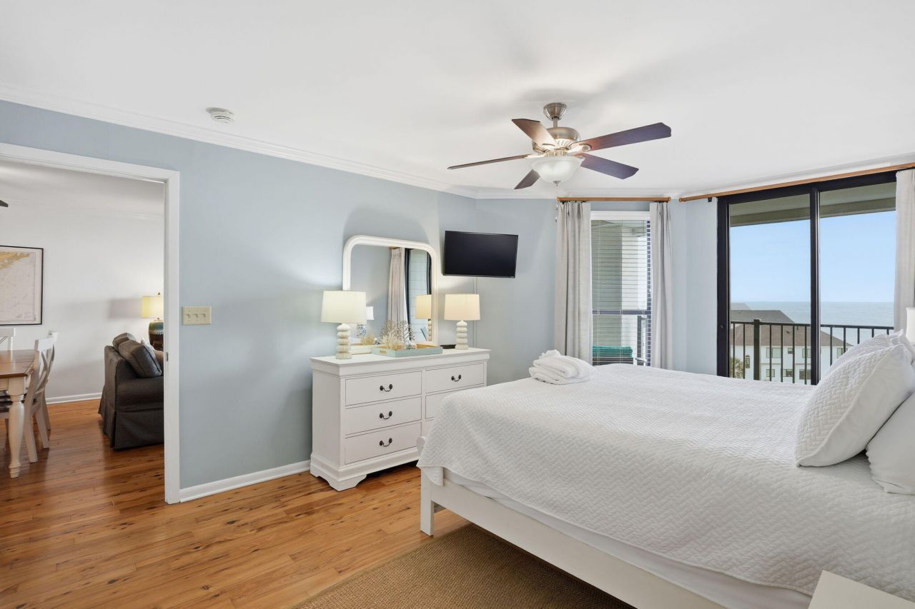 8000 Palmetto Drive Photo 14