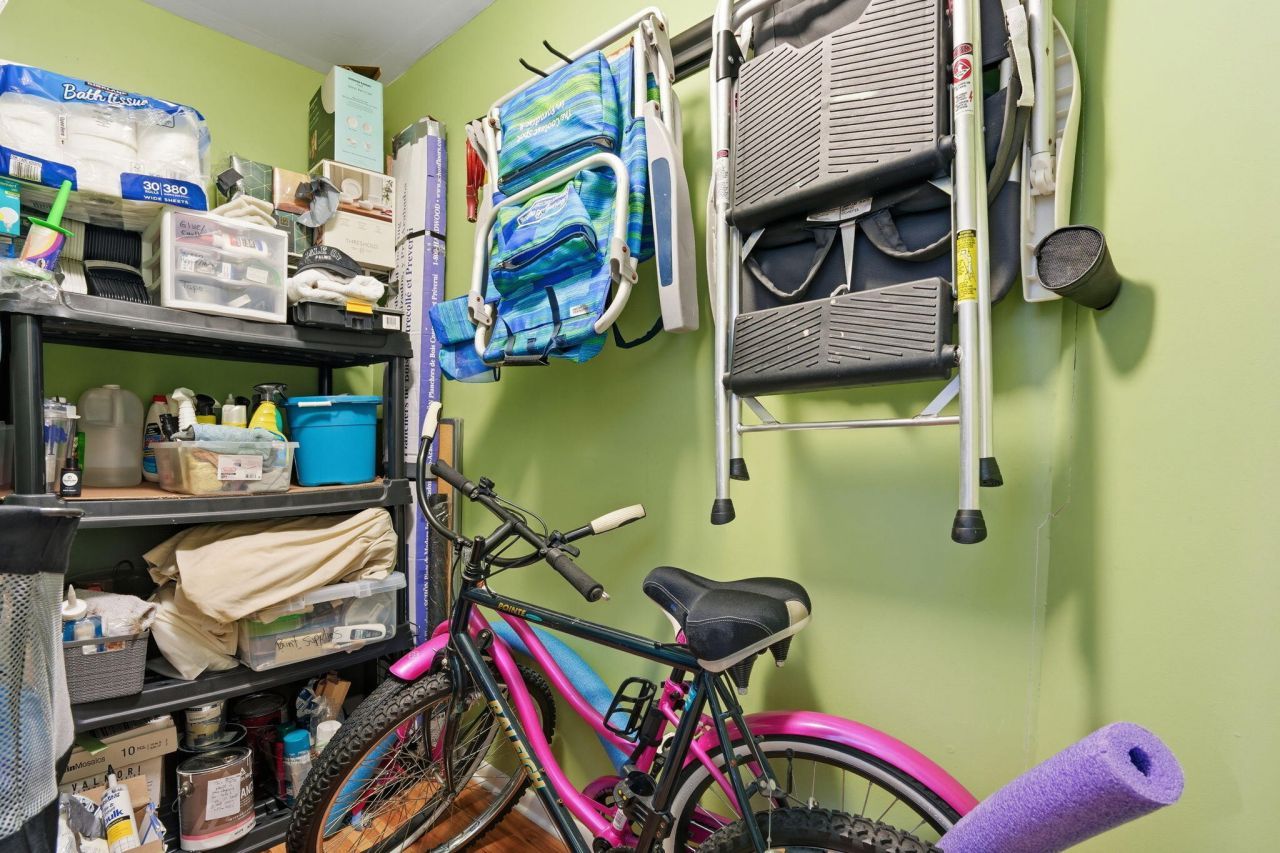 8000 Palmetto Drive Photo 23