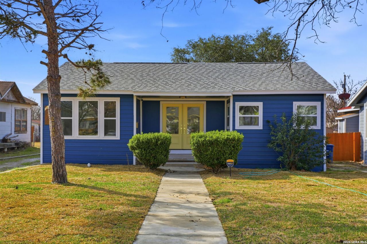 2038 W Woodlawn, San Antonio, TX 78201 Main Photo