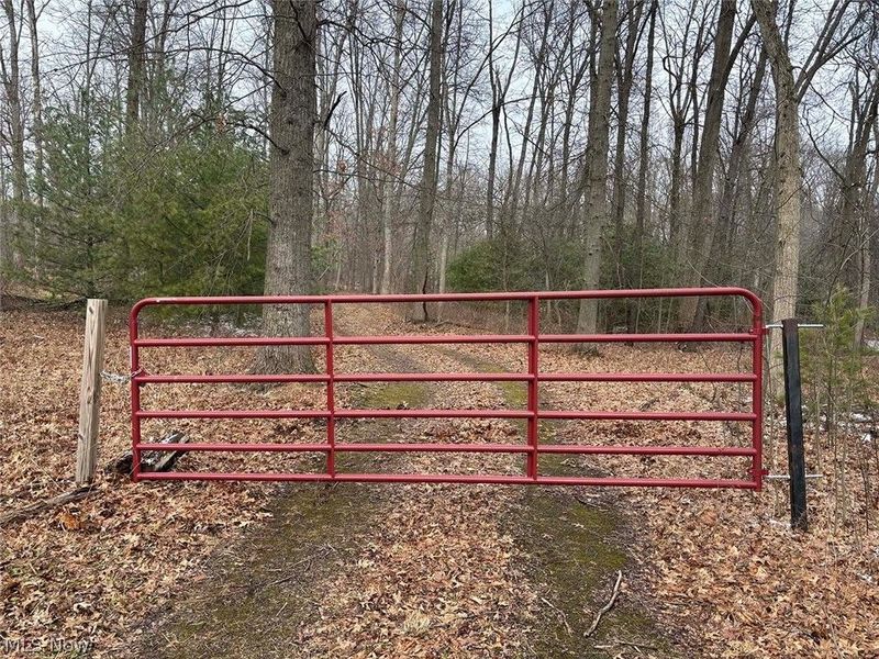 Greenbower Street NE, Alliance, OH 44601 Photo 2