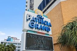 2710 N Ocean Blvd.  photo 4