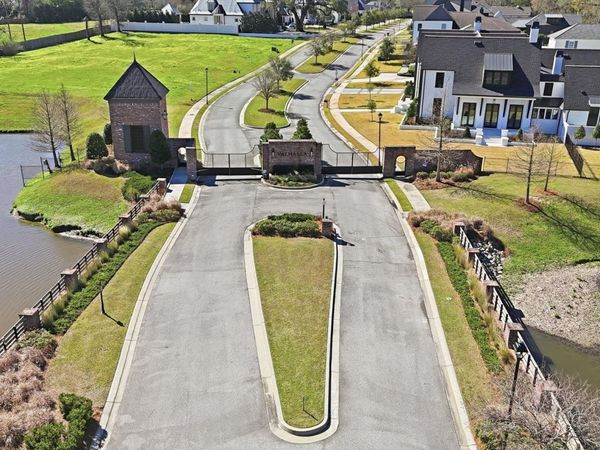 134 Valhalla Blvd, Baton Rouge, LA 70810