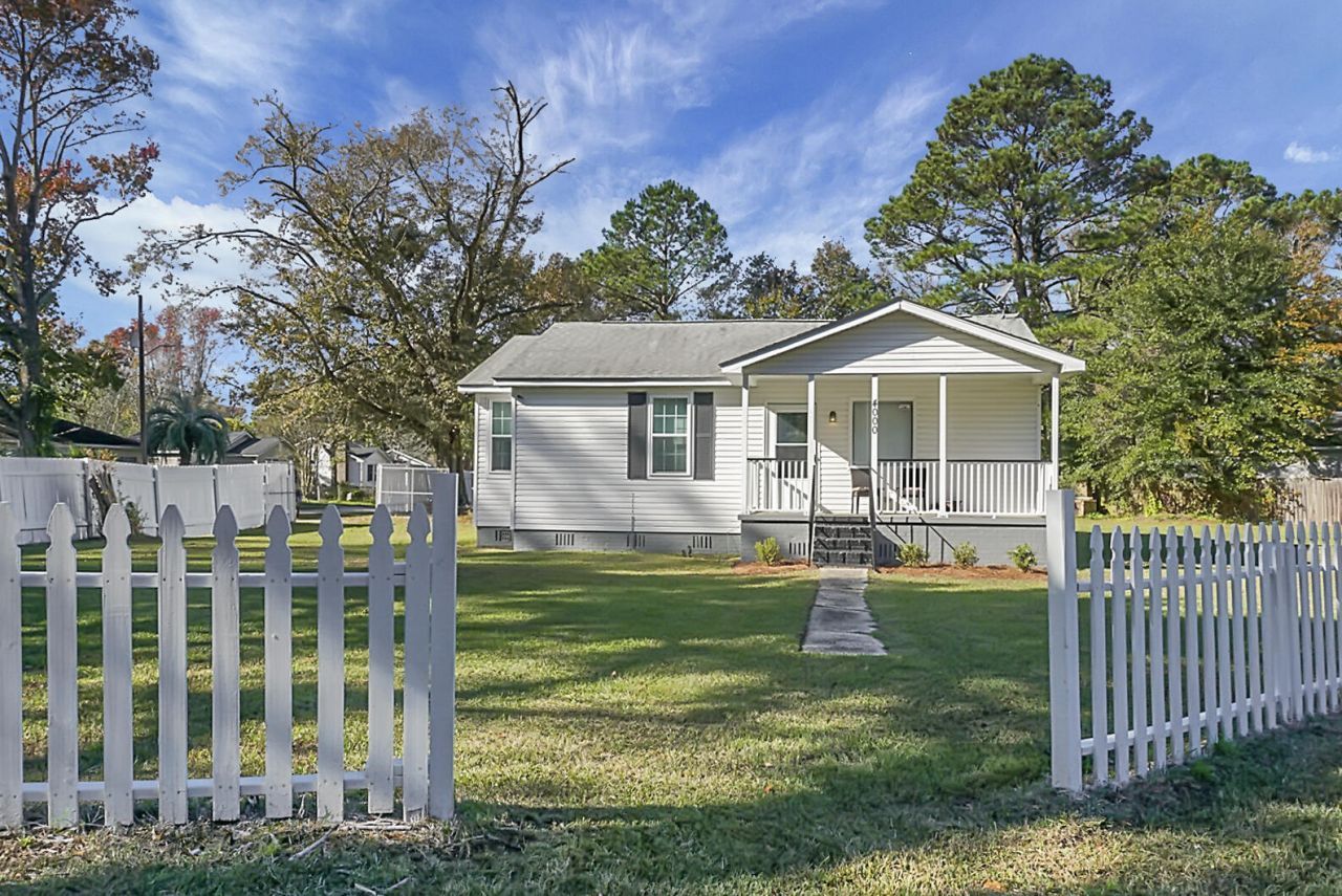 4000 Gary Drive Photo 1