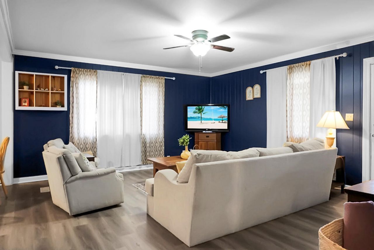 4000 Gary Drive Photo 10