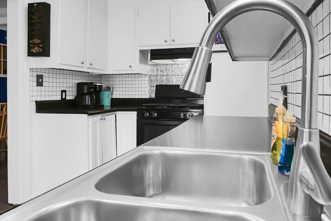 4000 Gary Drive Photo 23