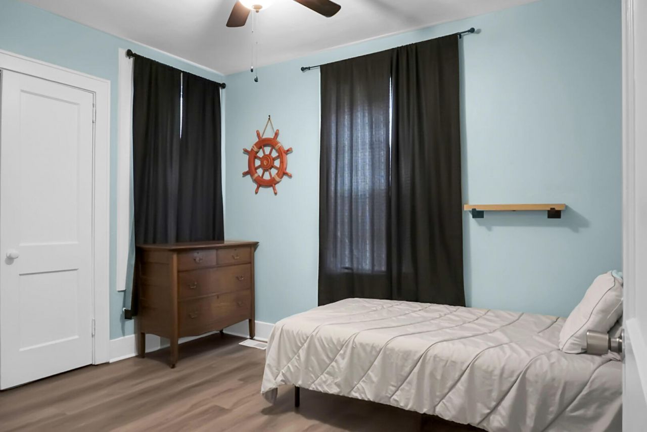 4000 Gary Drive Photo 35