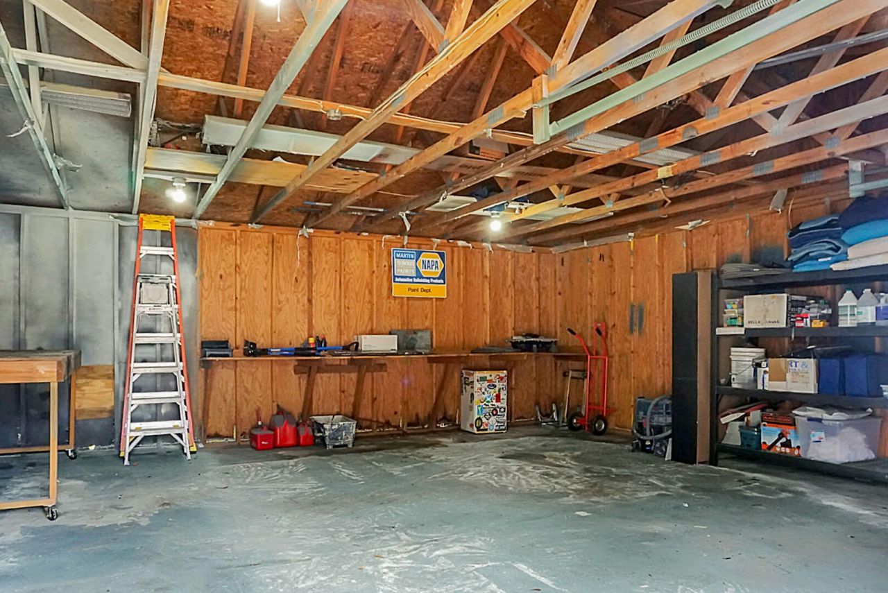 4000 Gary Drive Photo 40