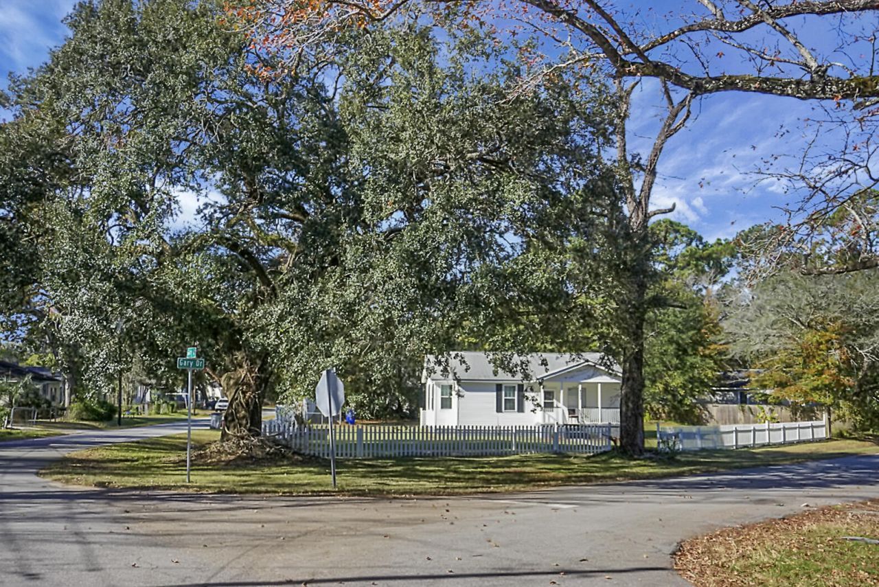 4000 Gary Drive Photo 44