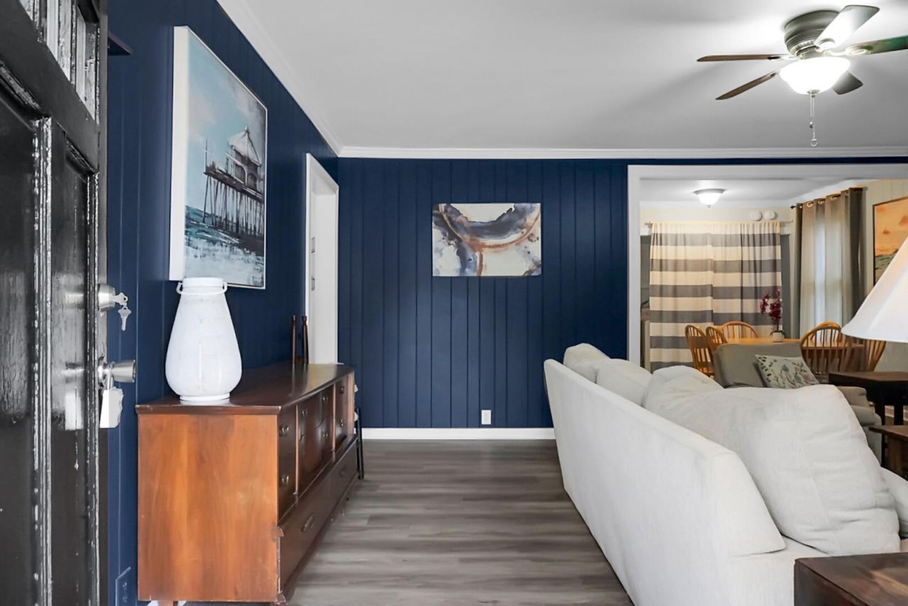 4000 Gary Drive Photo 9