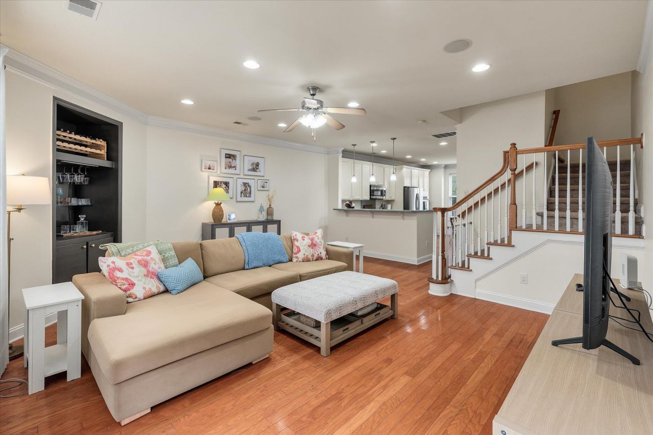 204 Branch Creek Trail Photo 12