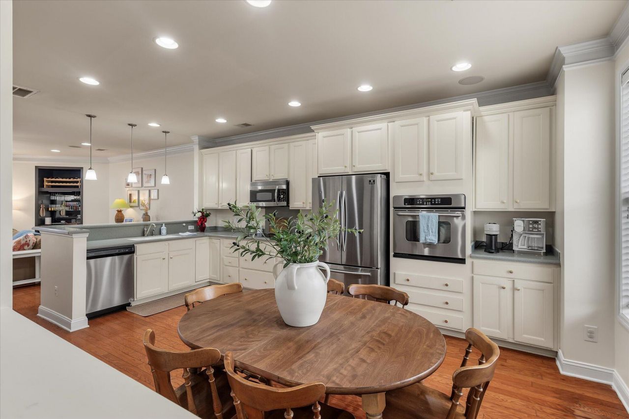 204 Branch Creek Trail Photo 4