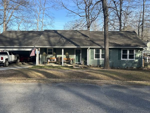 1054 N Plantation Parkway, Macon, GA 31220