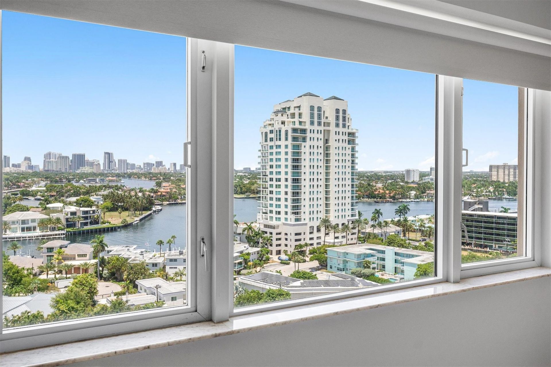 3000 Holiday Drive, Unit 1605, Fort Lauderdale, FL 33316 Photo