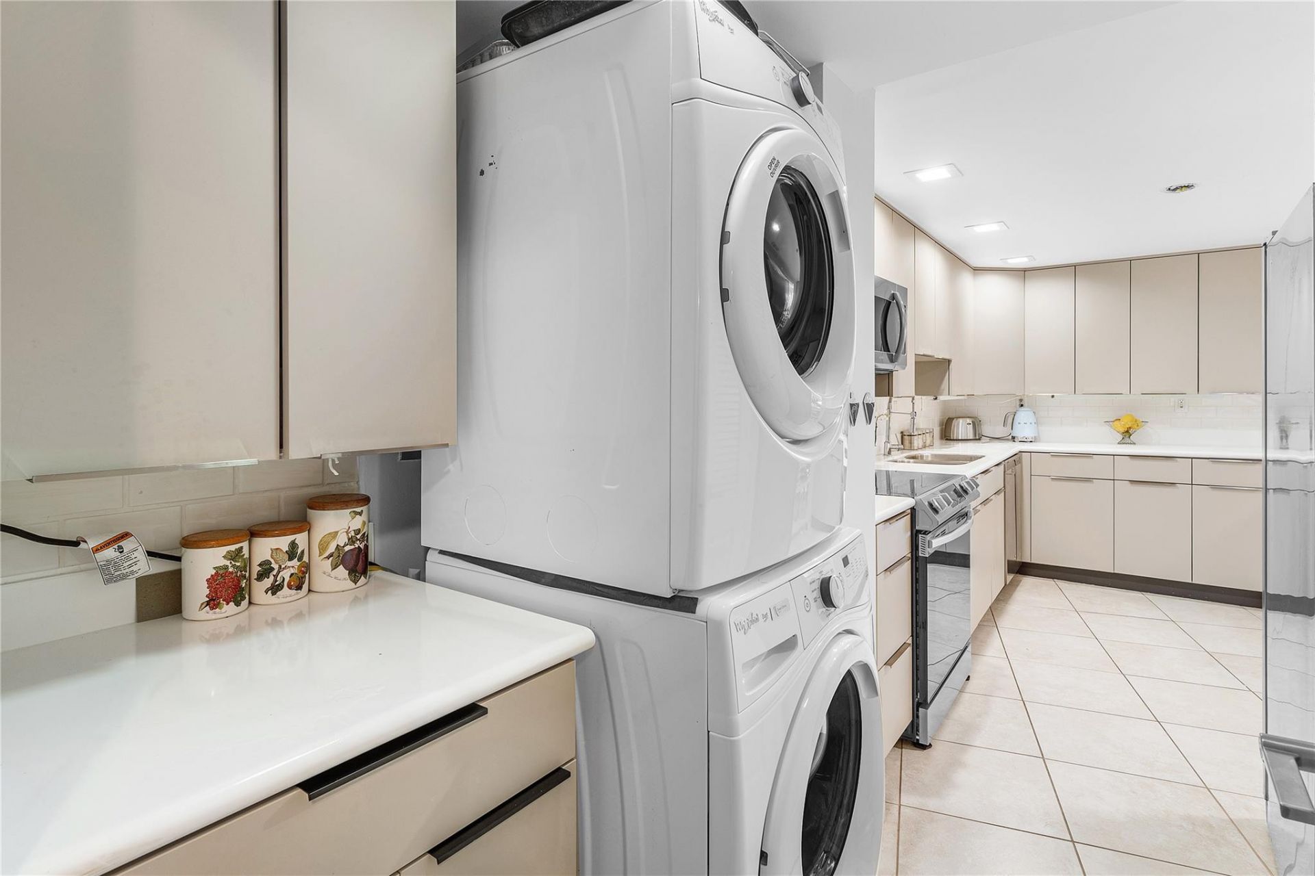 3000 Holiday Drive, Unit 1605, Fort Lauderdale, FL 33316 Photo