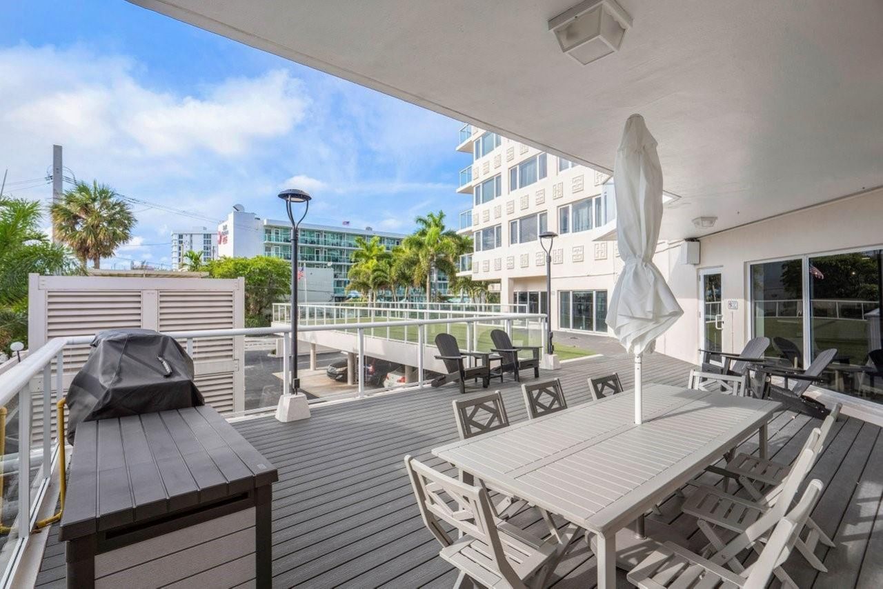 3000 Holiday Drive, Unit 1605, Fort Lauderdale, FL 33316 Photo
