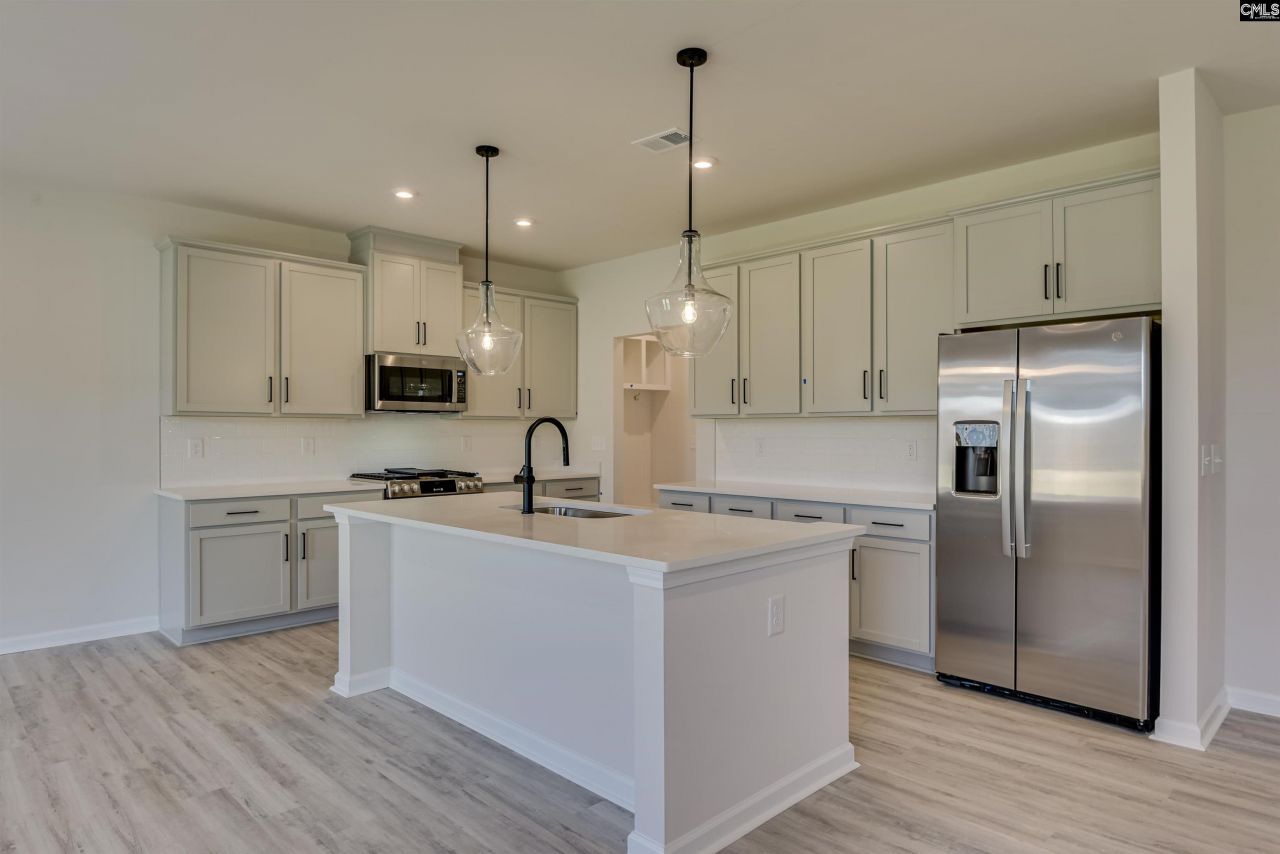 1706 Sweet Meadow Court  Photo 9