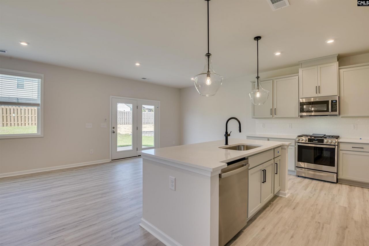 1706 Sweet Meadow Court  Photo 12