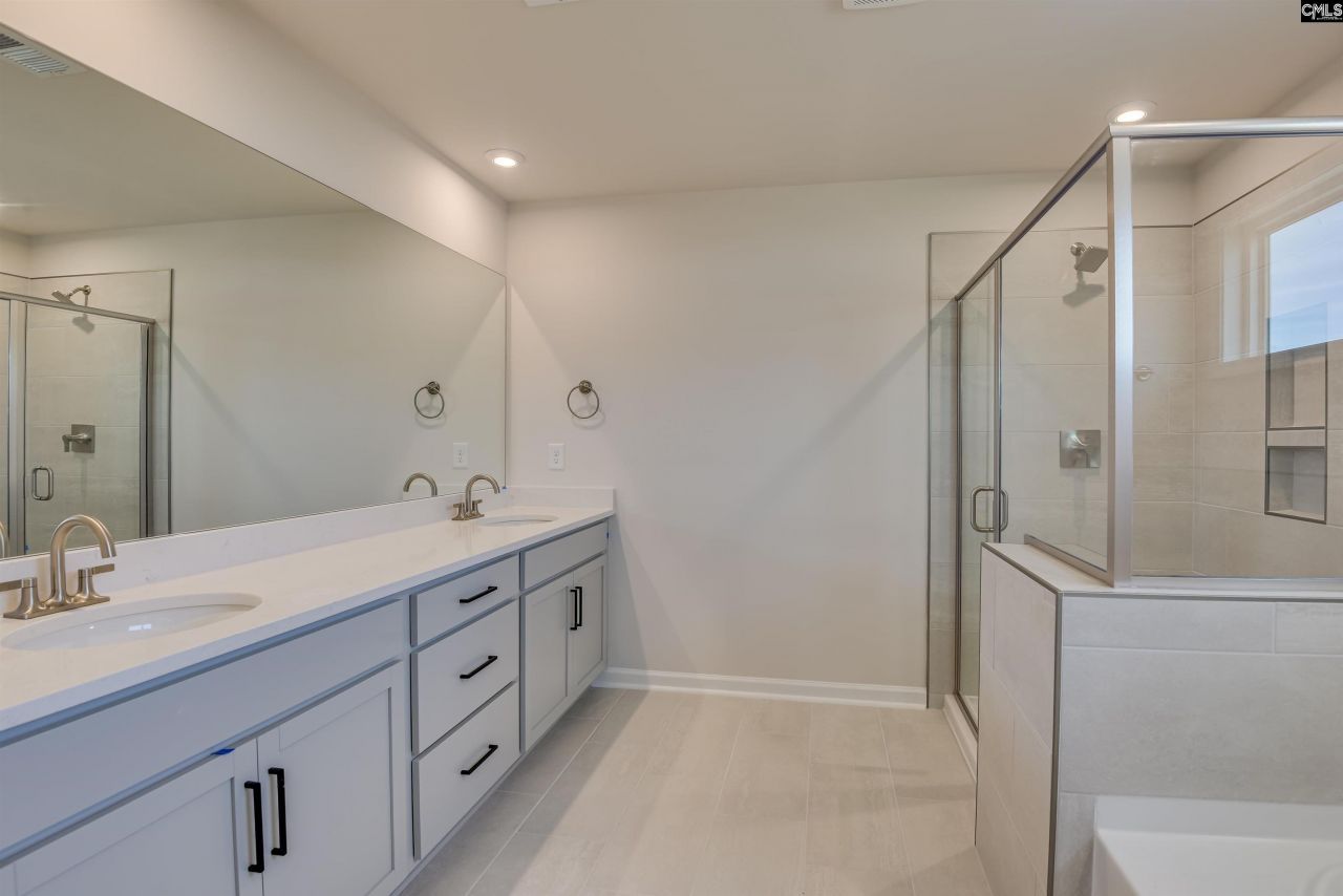 1706 Sweet Meadow Court  Photo 33