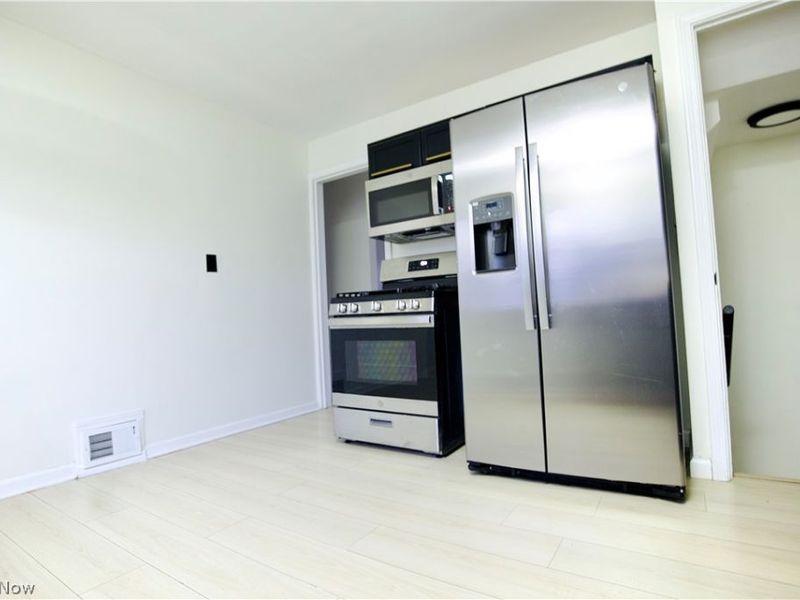 13410 Hathaway Road, Cleveland, OH 44125 Photo 12