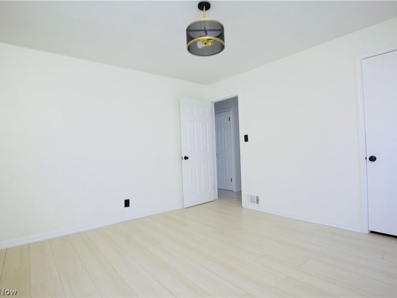 13410 Hathaway Road, Cleveland, OH 44125 Photo 16