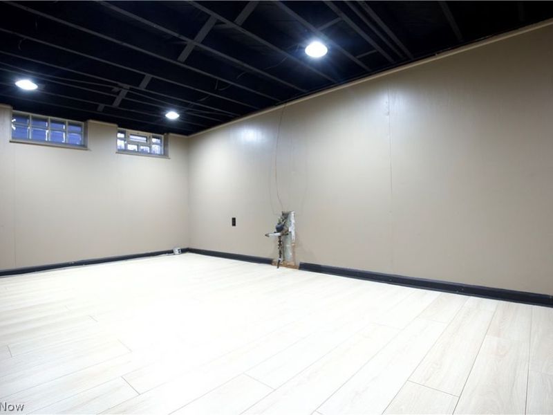 13410 Hathaway Road, Garfield Heights, OH 44125 Photo 30