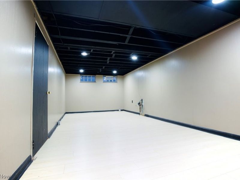 13410 Hathaway Road, Garfield Heights, OH 44125 Photo 32