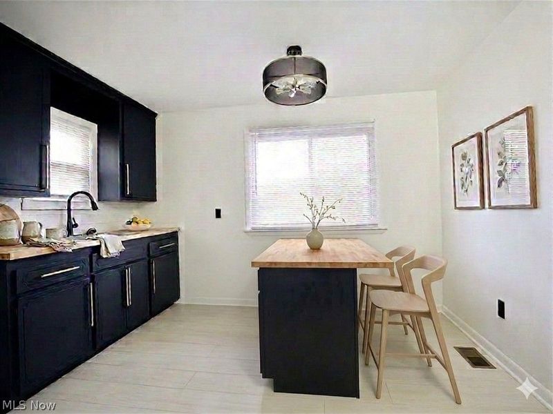 13410 Hathaway Road, Cleveland, OH 44125 Photo 8