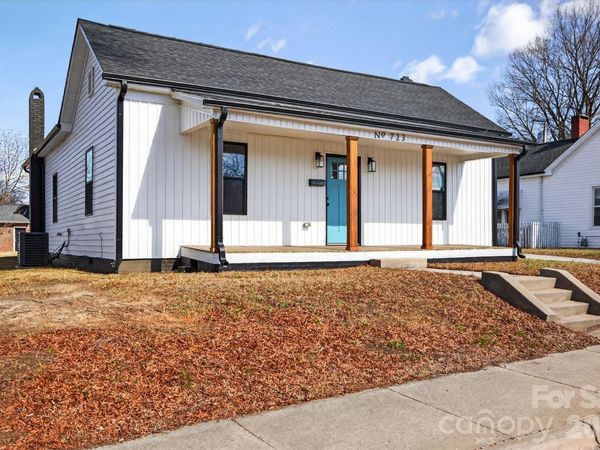 723 Dale Earnhardt Boulevard , Kannapolis, NC 28081