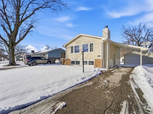 2218 Warford Street, Perry, IA 50220