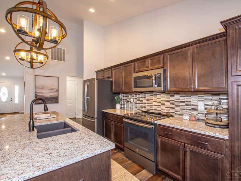 1242 Redbud Circle, Germantown, OH 45327 Photo 11