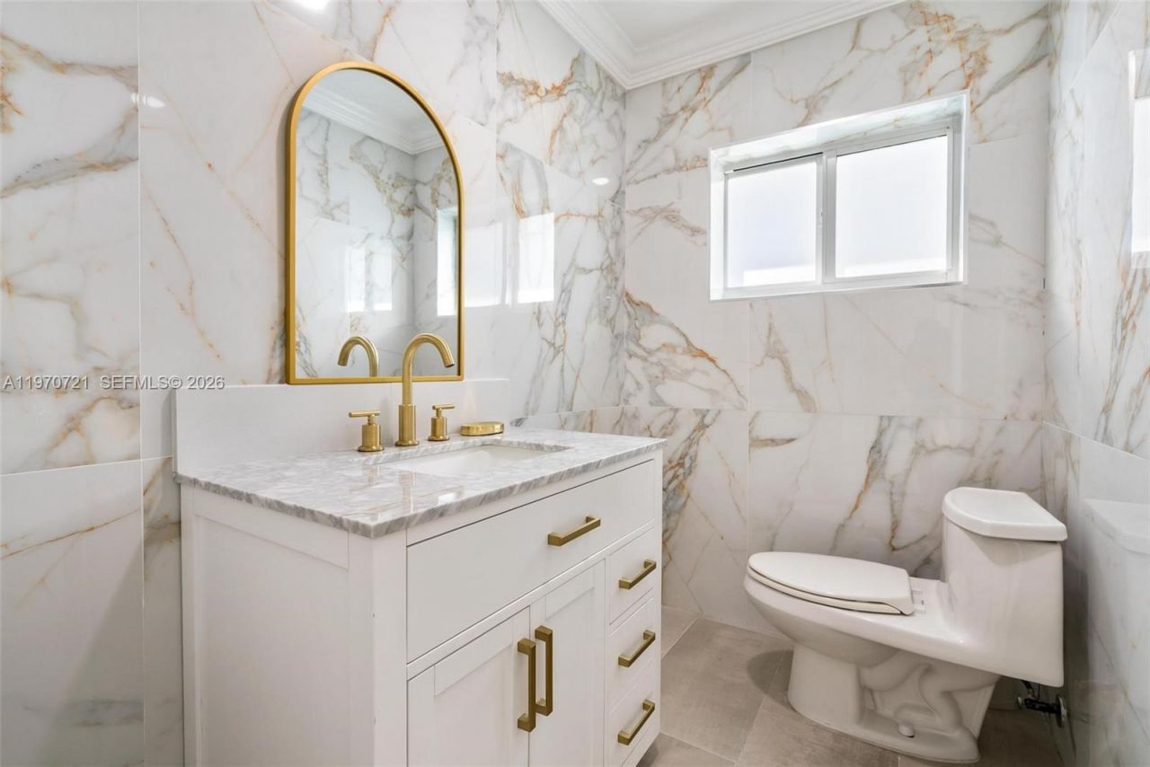 1001 NE 86th St, Miami, FL 33138 Photo