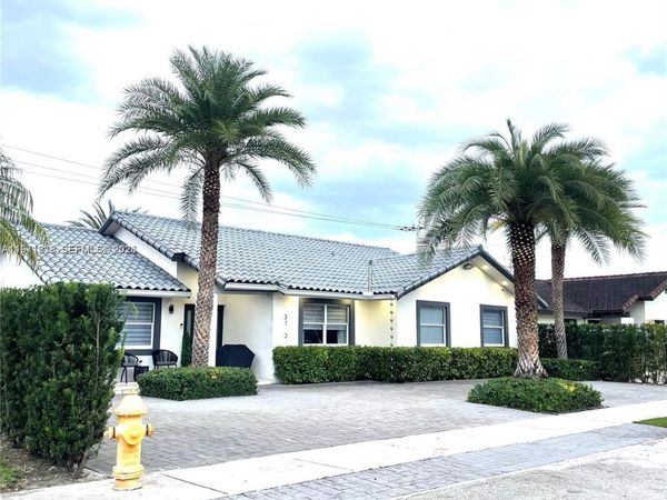 13123 SW 26th Ter, Miami, FL 33175