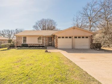 7628 Craig Street, Fort Worth, TX 76112