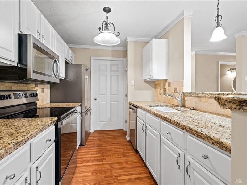 1963 Waterstone Boulevard, Unit 104, Miamisburg, OH 45342 Photo 11