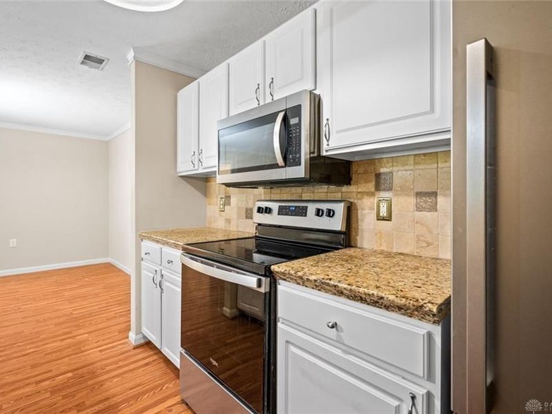 1963 Waterstone Boulevard, Unit 104, Miamisburg, OH 45342 Photo 21