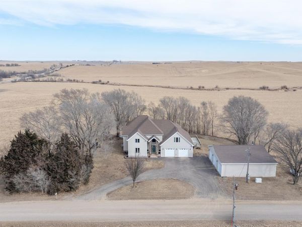 1818 Quimby Avenue, Waterbury, NE 68785