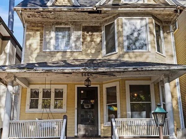 1448 W Glenlake Avenue, Chicago, IL 60660