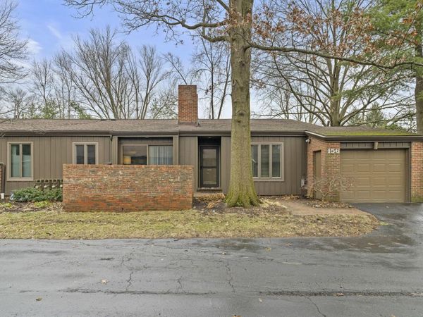 156 Glen Circle, Worthington, OH 43085