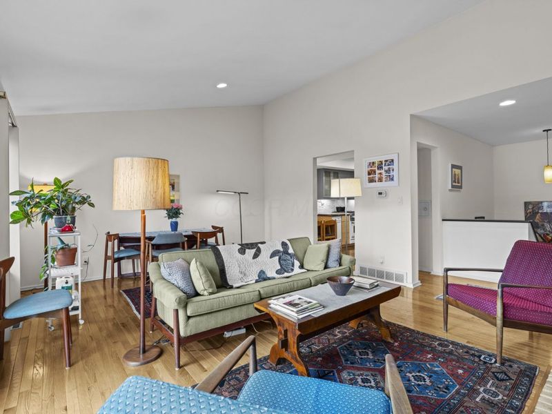 156 Glen Circle, Worthington, OH 43085 Photo 10