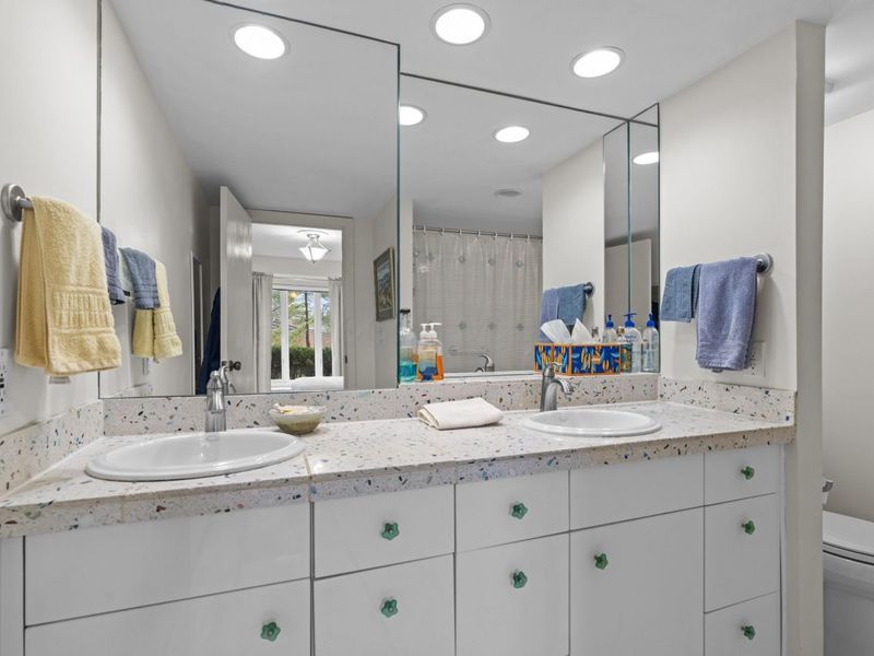 156 Glen Circle, Worthington, OH 43085 Photo 23