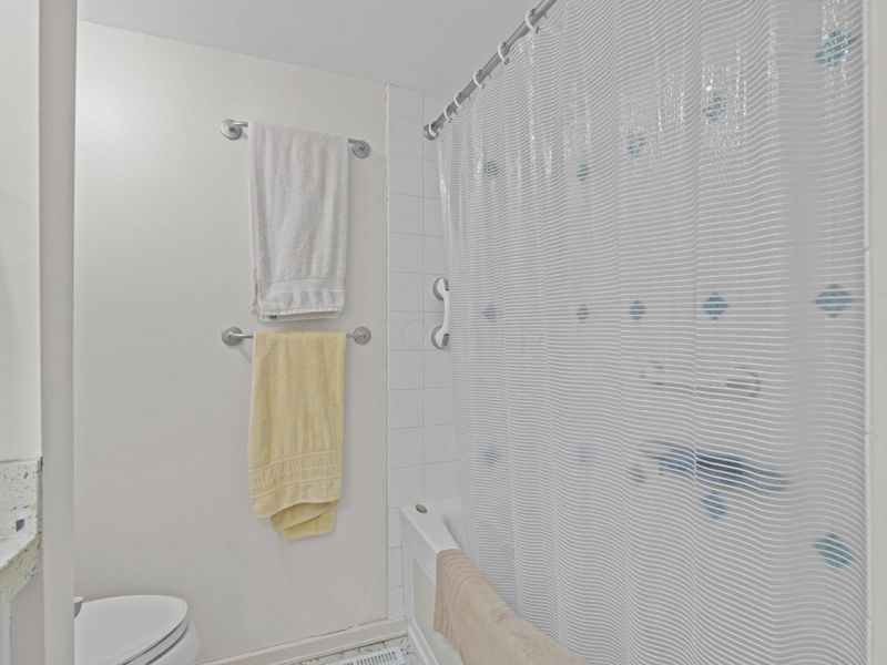 156 Glen Circle, Worthington, OH 43085 Photo 25