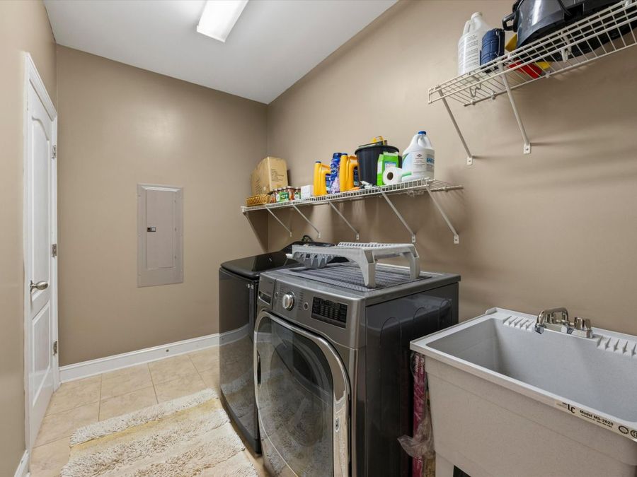 Property Image 45