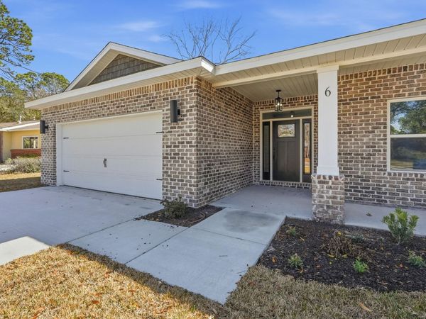 6 Kohler Drive, Mary Esther, FL 32569